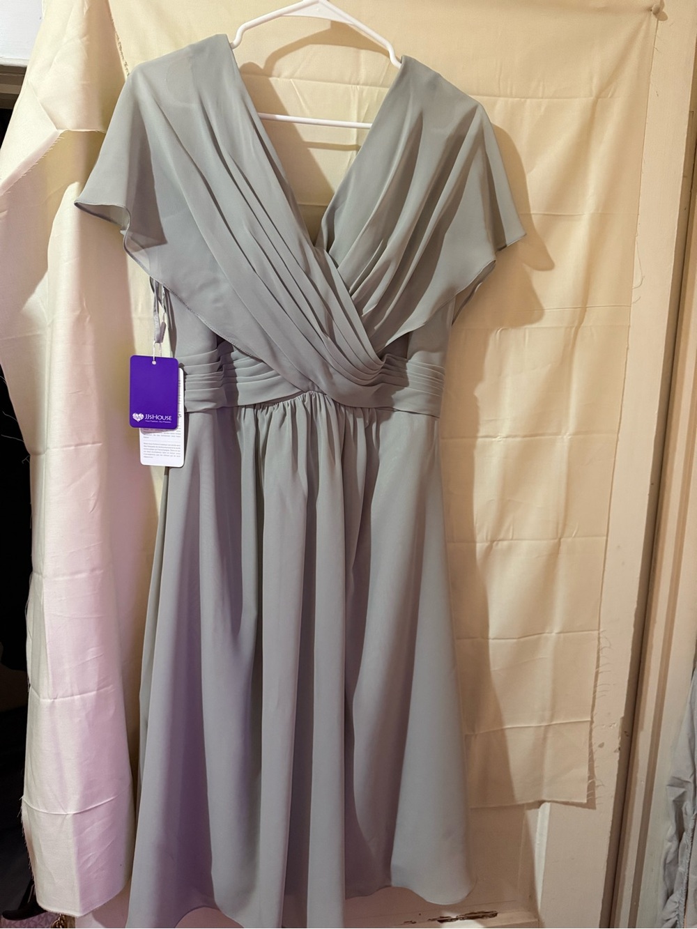 NWT JJ’s House Silver Chiffon Formal Dress Size 12 V-Neck Ruched Wedding Occasio